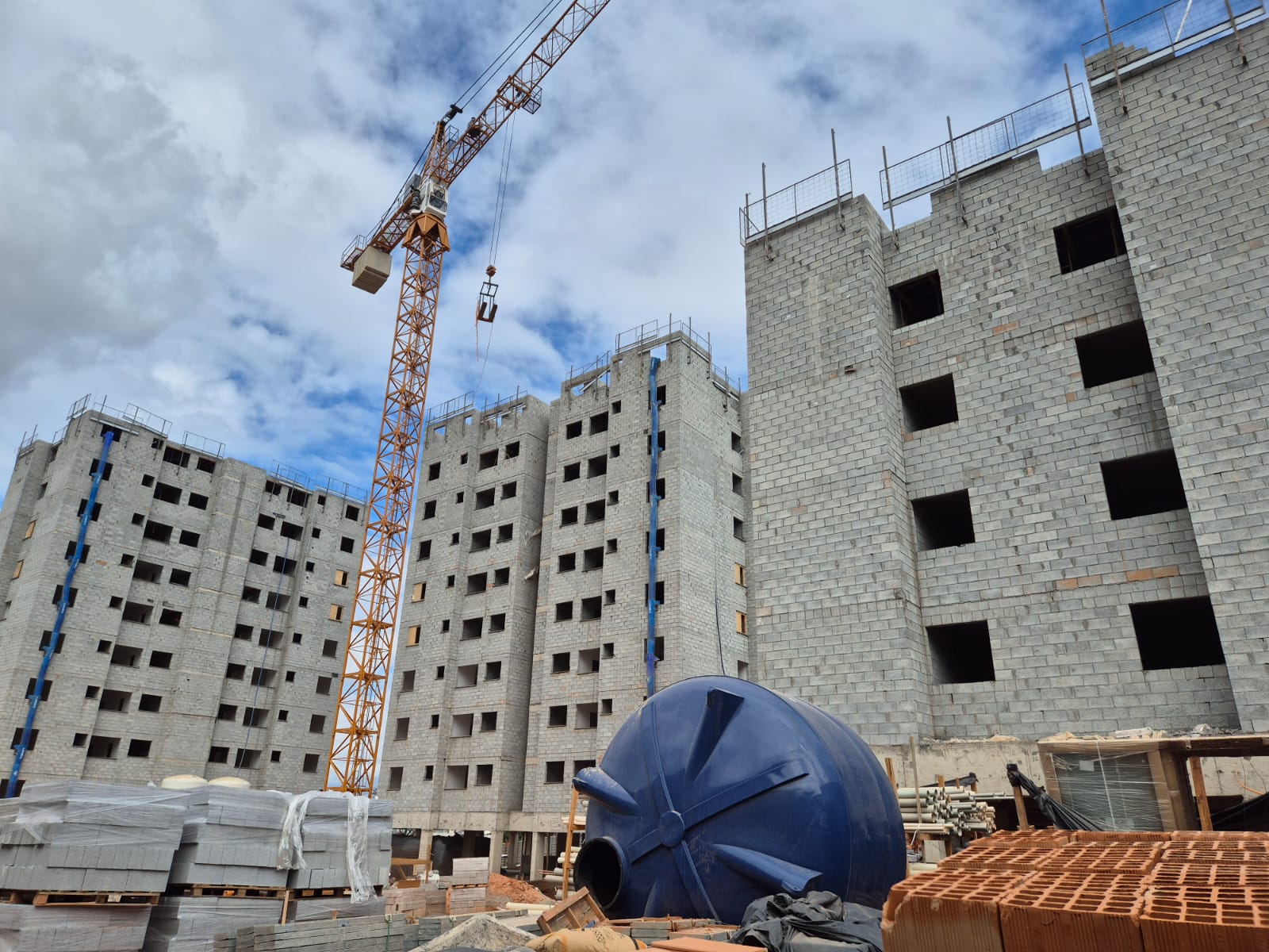 6d6d0555-7da5-4842-a856-855b160a4787